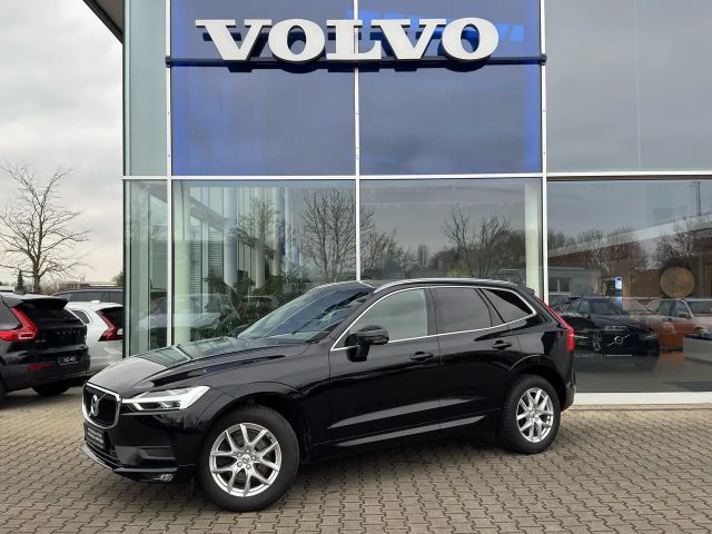 Volvo XC60 Momentum