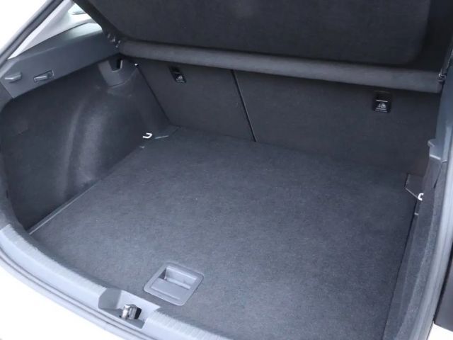 Volkswagen Taigo 1.0 TSI DSG Life