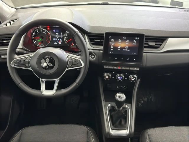 Mitsubishi ASX Invite