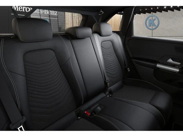 Mercedes-Benz B 180 B 180 PROGRESSIVE°ADV+°PANORAMA°KEYLESS°MBEAM°