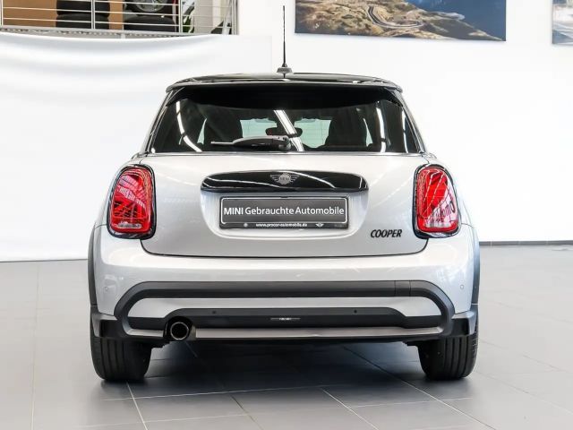 MINI Cooper LED PDC V+H DAB Parkass. Klima