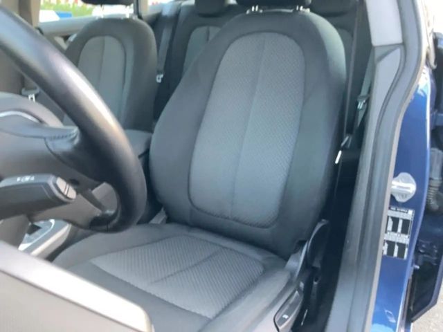 BMW 218 218i Coupé Gran Coupé Sedan