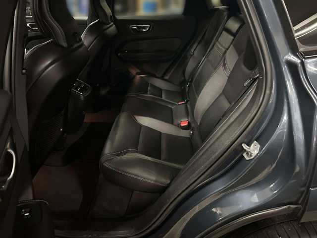 Volvo XC60 AWD R-Design