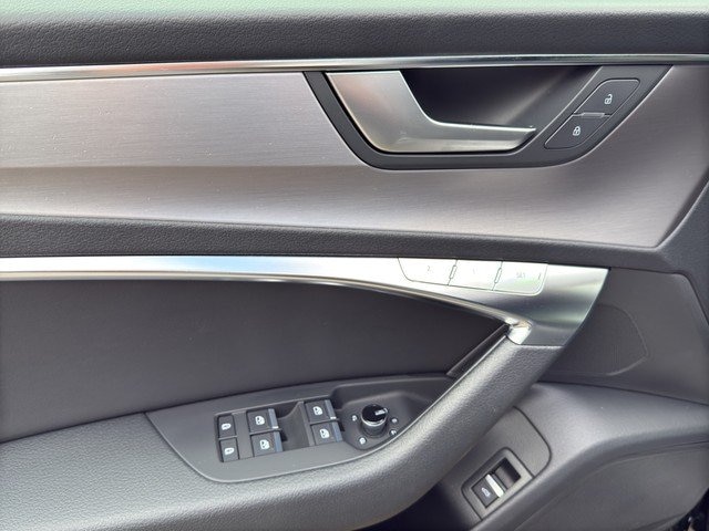 Audi S6 Avant Quattro