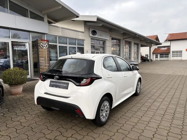 Toyota Yaris 1.0 VVT-i Comfort Hatchback