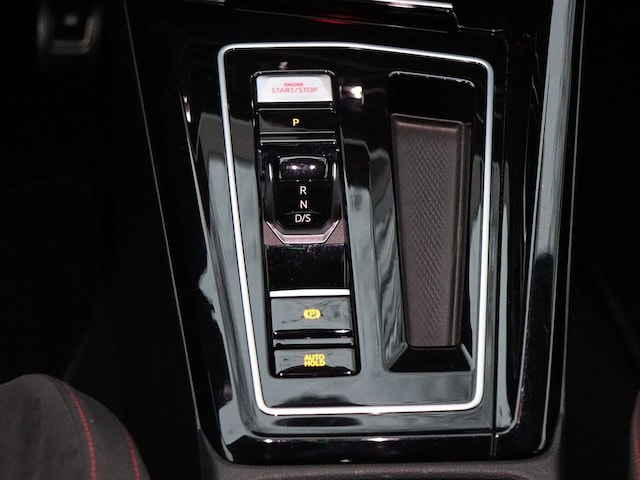 Volkswagen Golf 2.0 TSI DSG Golf VIII Plus