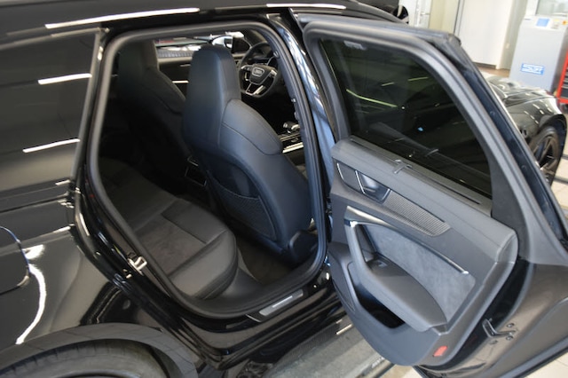 Audi RS6 Avant Quattro