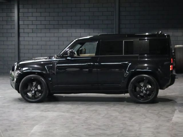 Land Rover Defender 110 D300 Dynamic HSE