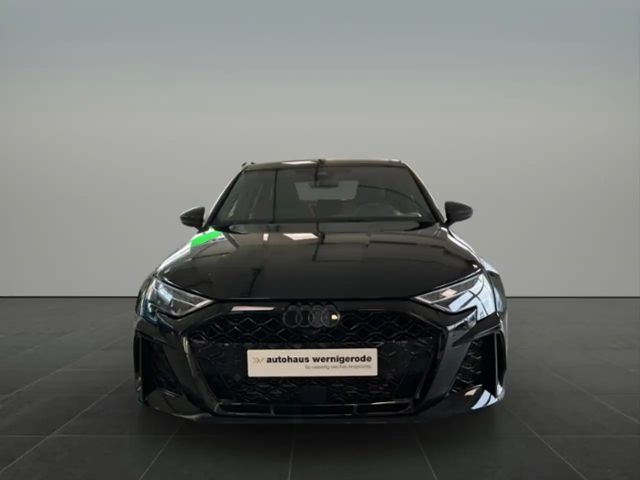 Audi RS3 S-Tronic Sedan