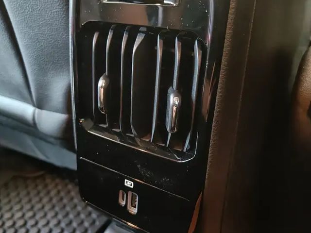 Jeep Compass 4xe Summit