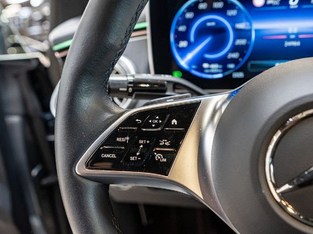 Mercedes-Benz EQE 350 Sedan