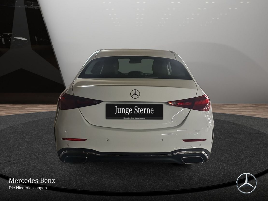 Mercedes-Benz C 180 AMG Line Sedan