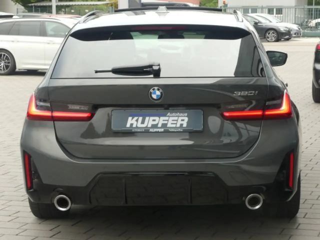 BMW 320 320i M-Sport Touring