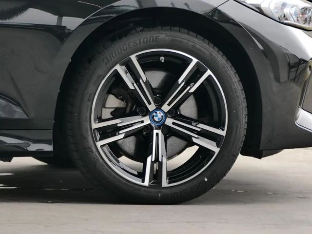 BMW 330 330e M-Sport Sedan