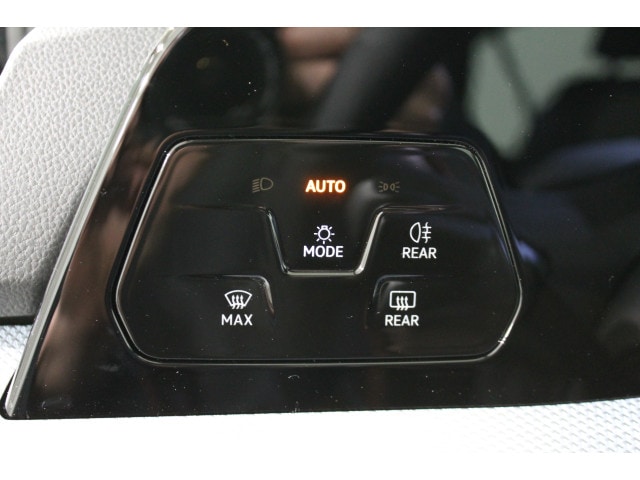 Volkswagen Golf 1.5 eTSI DSG Golf VIII