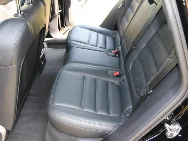 Porsche Macan Lederpaket*18 Wege*PDLS+*Kamera*20"Spyder