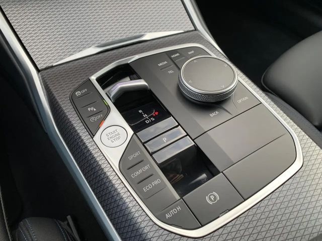 BMW 330 330i M-Sport Sedan xDrive