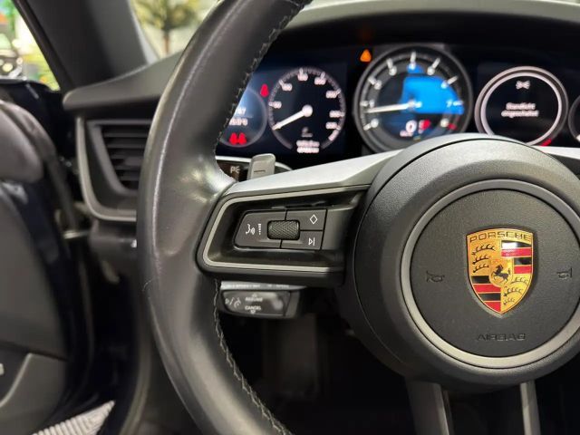 Porsche 992 Cabrio Carrera