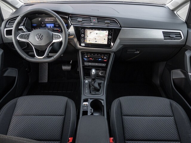 Volkswagen Touran 1.5 TSI DSG