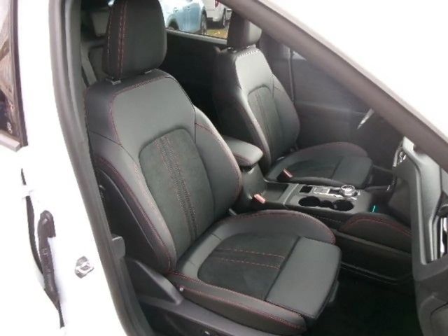 Ford Kuga Plug in Hybrid ST Line X