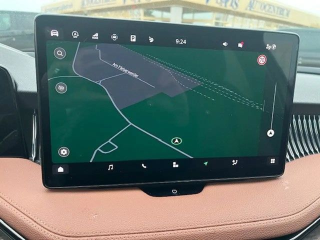 Skoda Superb 2.0 TDI Combi Laurin & Klement