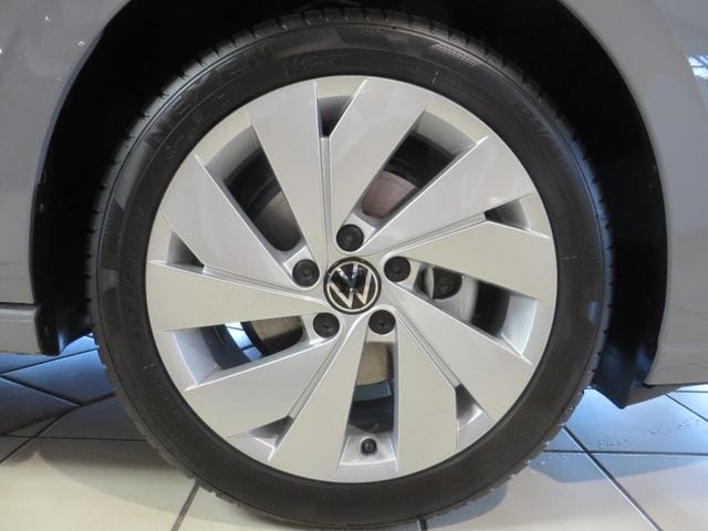 Volkswagen Golf 1.5 TSI Golf VIII Life