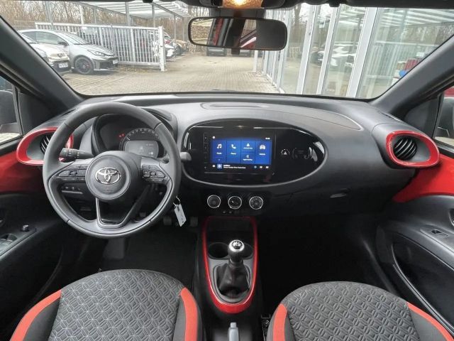 Toyota Aygo X Design Paket Hatchback