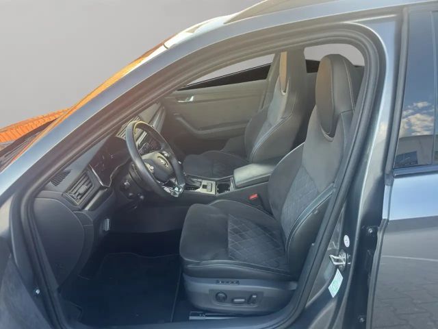 Skoda Superb 2.0 TDI Combi Sportline