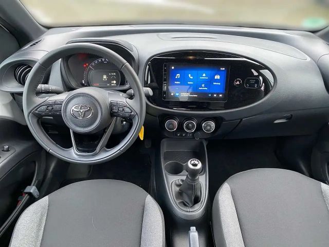 Toyota Aygo X 1.0 VVT-i Business Hatchback