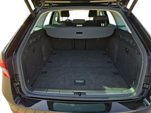 Skoda Superb 2.0 TDI Combi Style Style