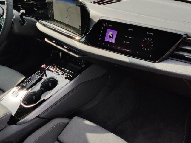 Audi A6 Avant Quattro S-Tronic