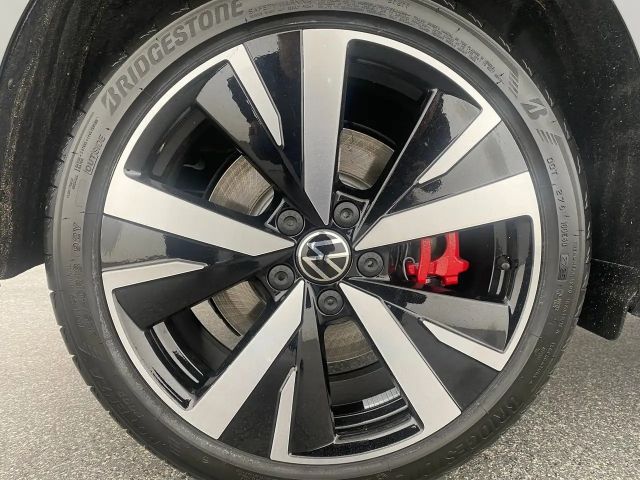 Volkswagen Golf DSG GTE