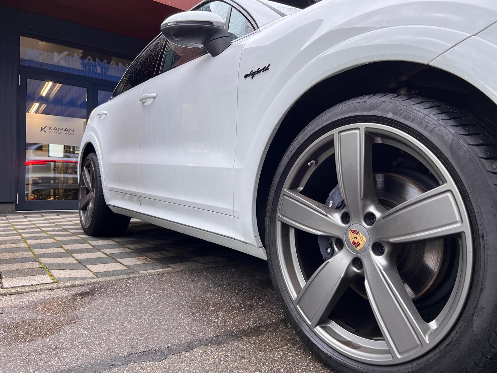 Porsche Cayenne E-Hybrid Platinum Edition