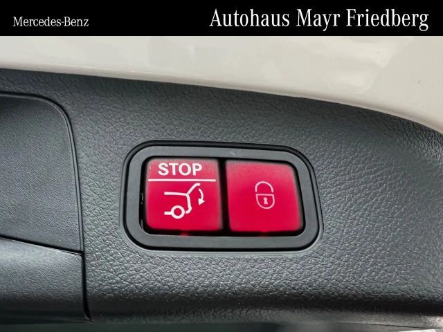 Mercedes-Benz GLA 250 4MATIC AMG Line Premium