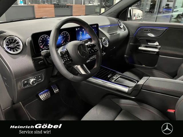 Mercedes-Benz GLA 200 AMG Line