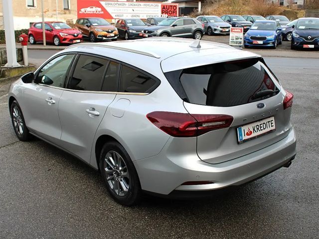 Ford Focus Titanium Wagon