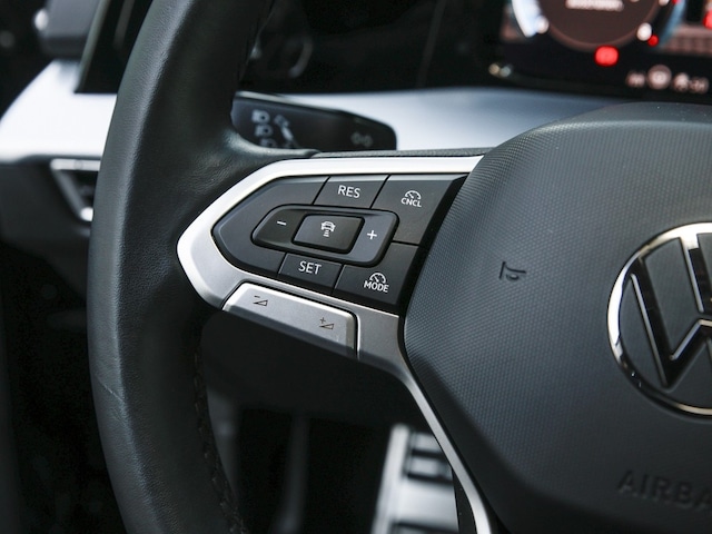 Volkswagen Golf 1.5 TSI Golf VIII