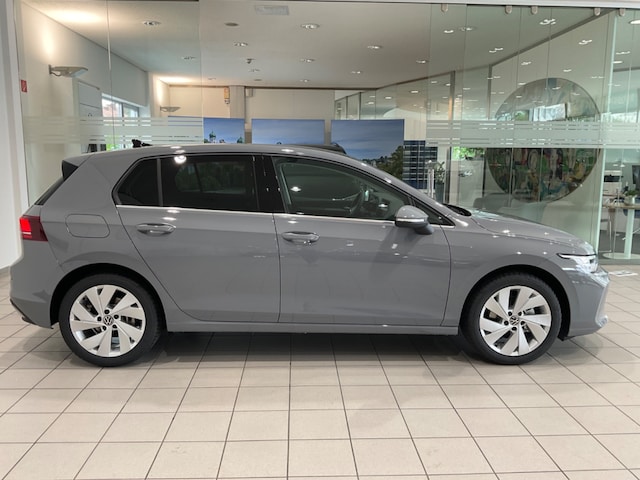 Volkswagen Golf 1.5 TSI Golf VIII