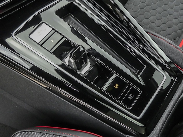 Volkswagen Golf 2.0 TSI GTI