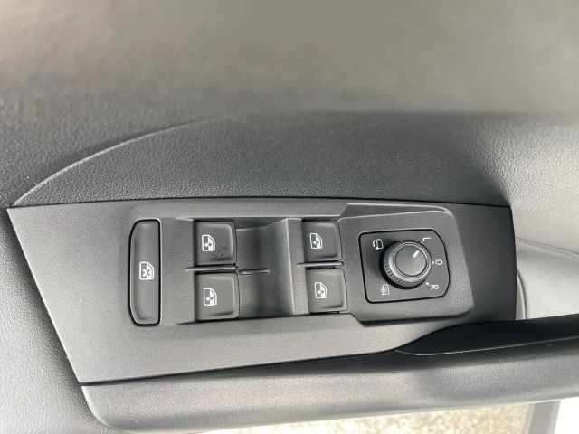 Volkswagen T-Cross 4Me TSI