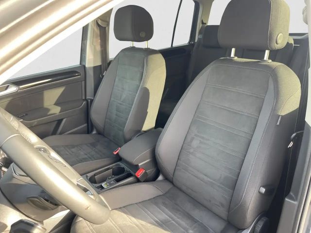 Volkswagen Touran DSG Highline R-Line