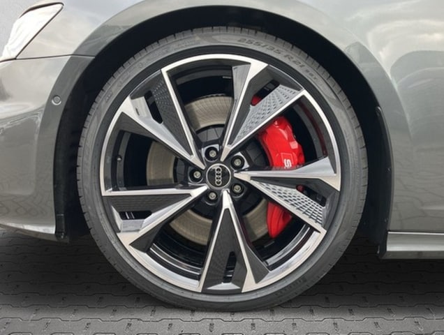 Audi S6 Avant Quattro