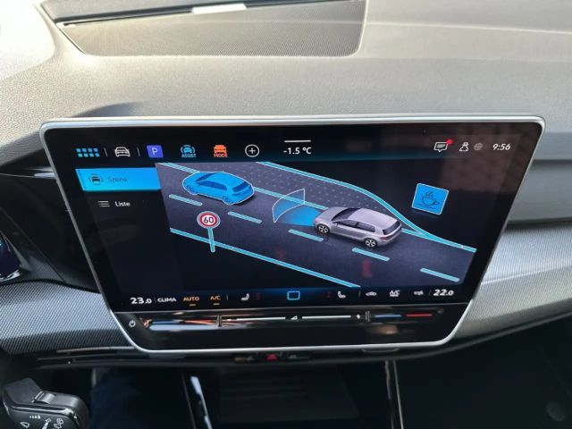 Volkswagen Golf 1.5 eTSI DSG Plus R-Line