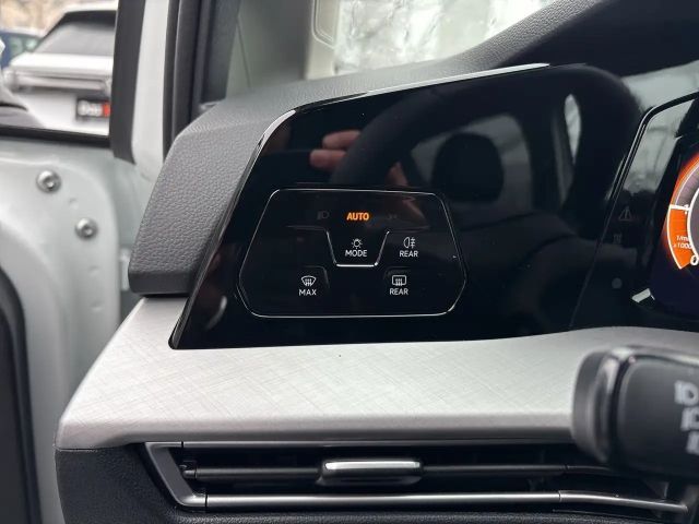 Volkswagen Golf Business Variant