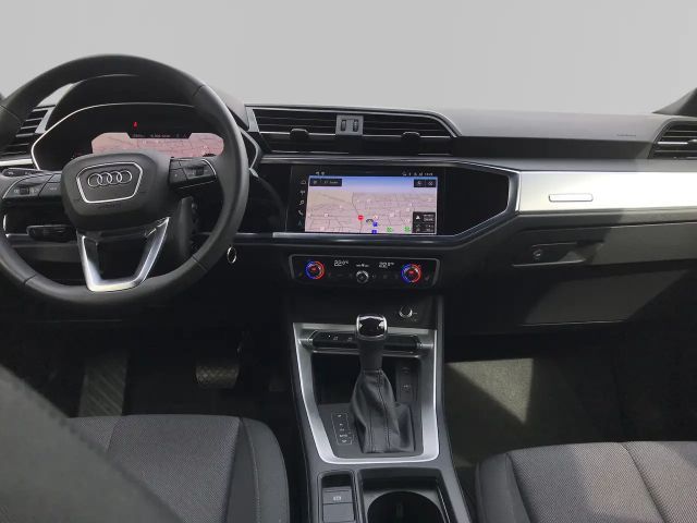 Audi Q3 35 TFSI S-Tronic