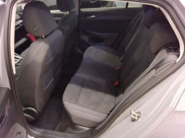 Volkswagen Golf 1.5 eTSI DSG Golf VIII Style