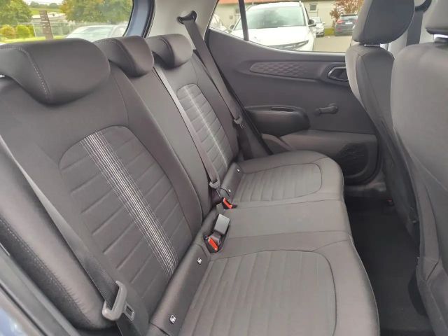 Hyundai i10 1.0 2WD Trend