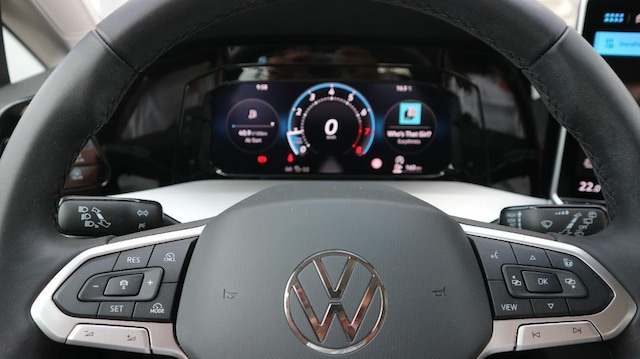 Volkswagen Golf Life