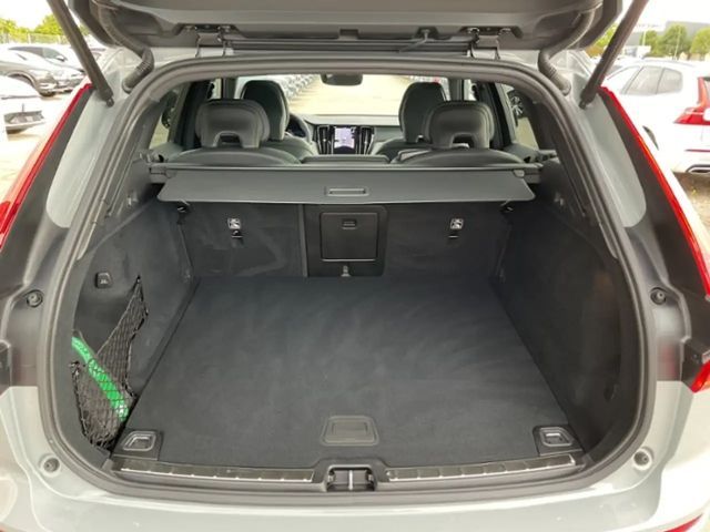 Volvo XC60 Dark Plus