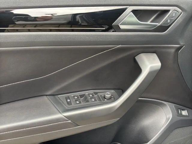 Volkswagen T-Roc 2.0 TSI R-Line